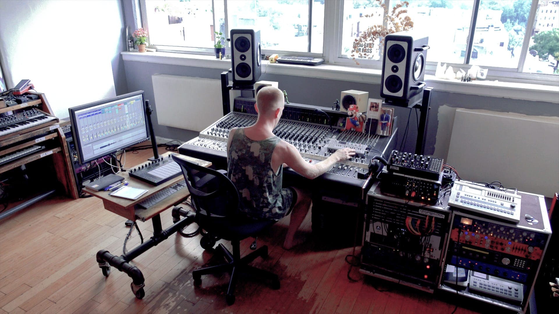 Nick Hook – Against The Clock