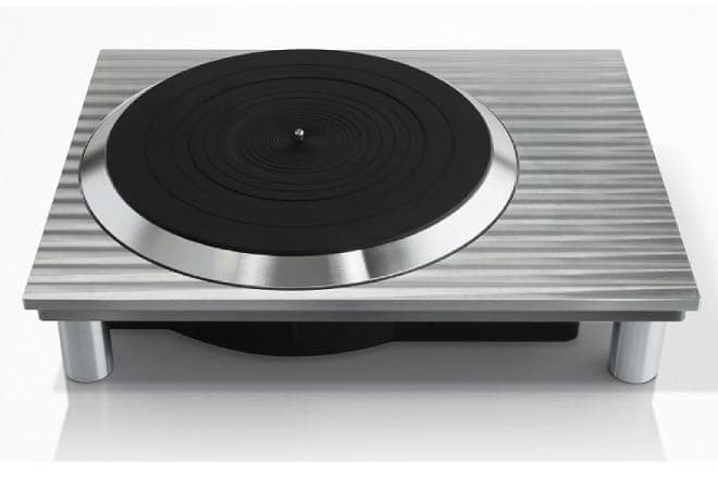 Panasonic is relaunching Technics turntables