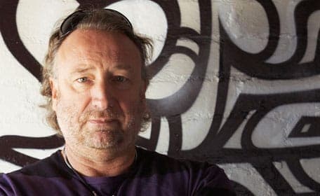 Peter Hook vs. New Order gets really catty, and is probably going to court
