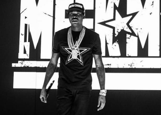 Meek Mill hits back at Drake with live freestyle diss