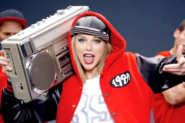 Taylor Swift’s next album is reportedly a “real mix of edgier hip-hop and R&B sounds”