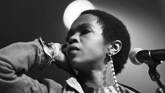 Lauryn Hill to release Live from the Brooklyn Bowl DVD, watch her performance of 'Ready or Not'