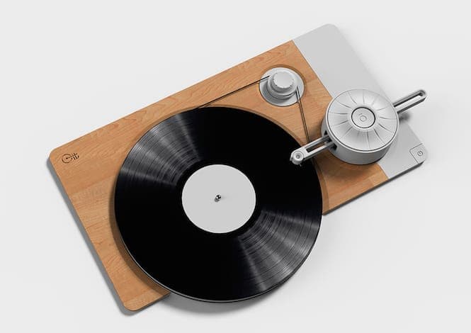 This minimalist turntable shows you its inner workings
