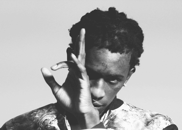 Young Thug rides horse around downtown Atlanta to announce new tour