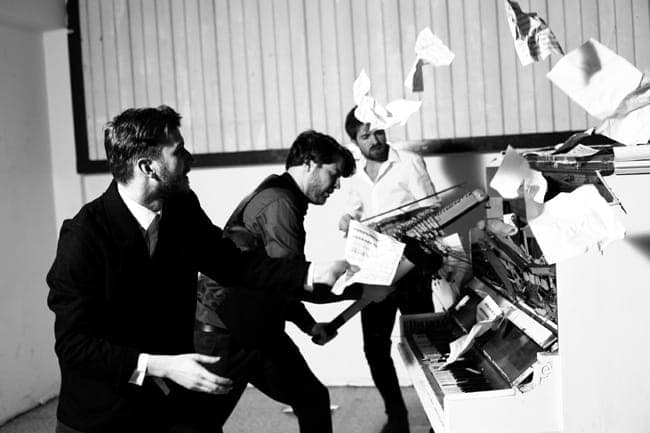 Stream ‘Broken Pieces’, Brandt Brauer Frick’s fantastic collaboration with Jamie Lidell