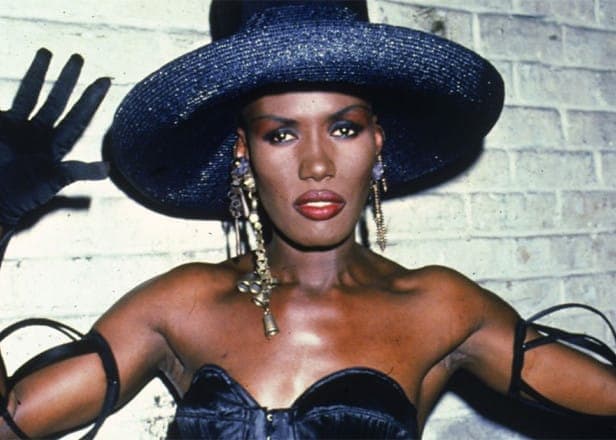 Grace Jones to publish memoir