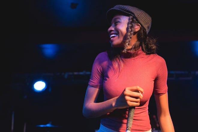 Little Simz freestyles over Kanye West's 'Heard Em Say' instrumental