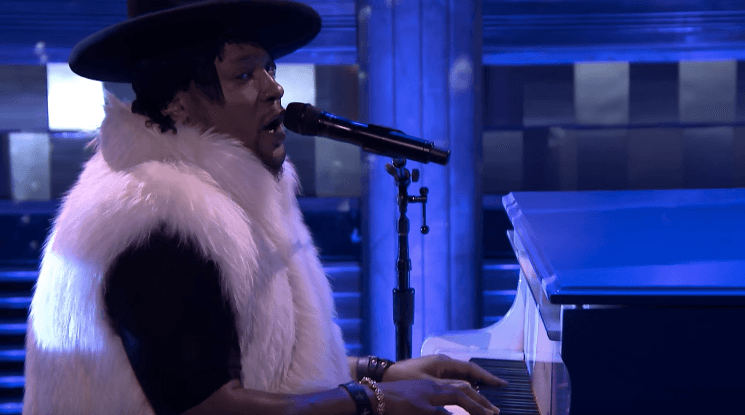 Watch D’Angelo perform Prince’s ‘Sometimes It Snows In April’ on The Tonight Show
