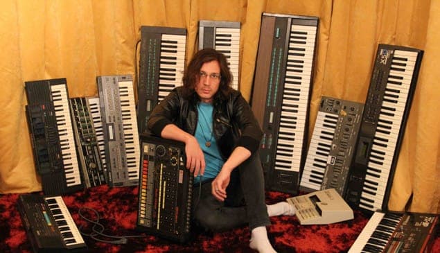 Synth wizard Legowelt crafts free Clapernicus clap synthesizer on Ableton 9 for all your clapping needs