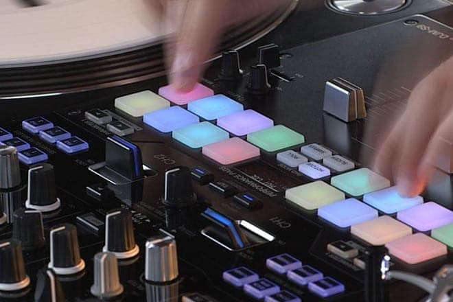 Pioneer DJ announces "battle ready" DJM-S9 Serato mixer