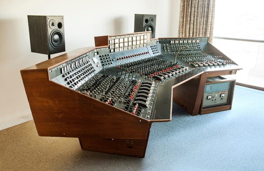 Pink Floyd's Dark Side Of The Moon recording console to be sold at auction