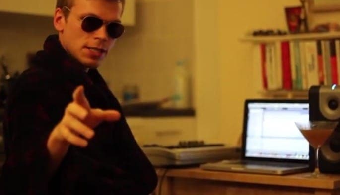Watch Deadboy reveal how to make a hit record in, like, five minutes