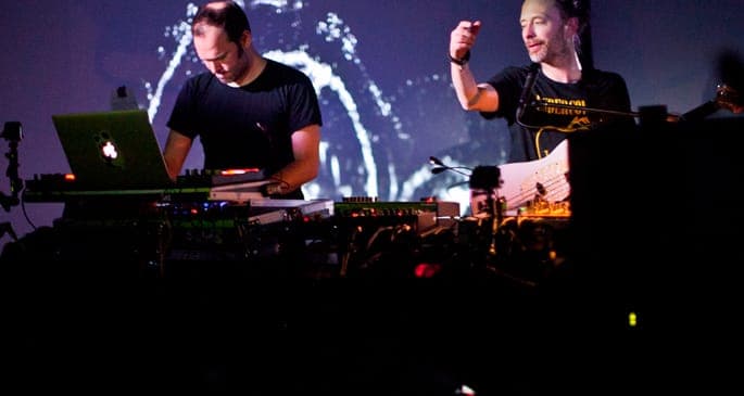 Watch Nigel Godrich and Thom Yorke live at Le Poisson Rouge