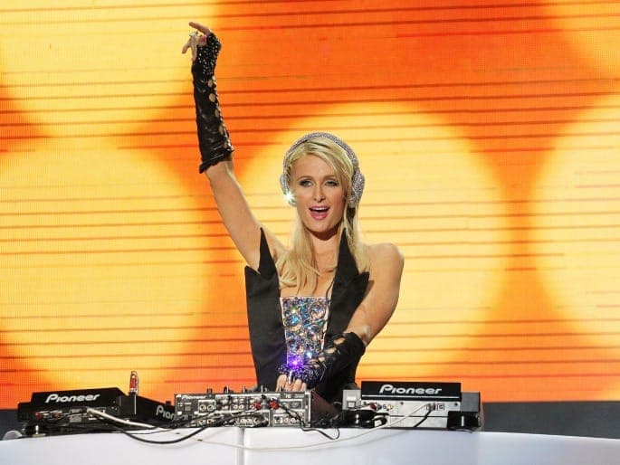 Paris Hilton gets paid up to $1 million for a single DJ set