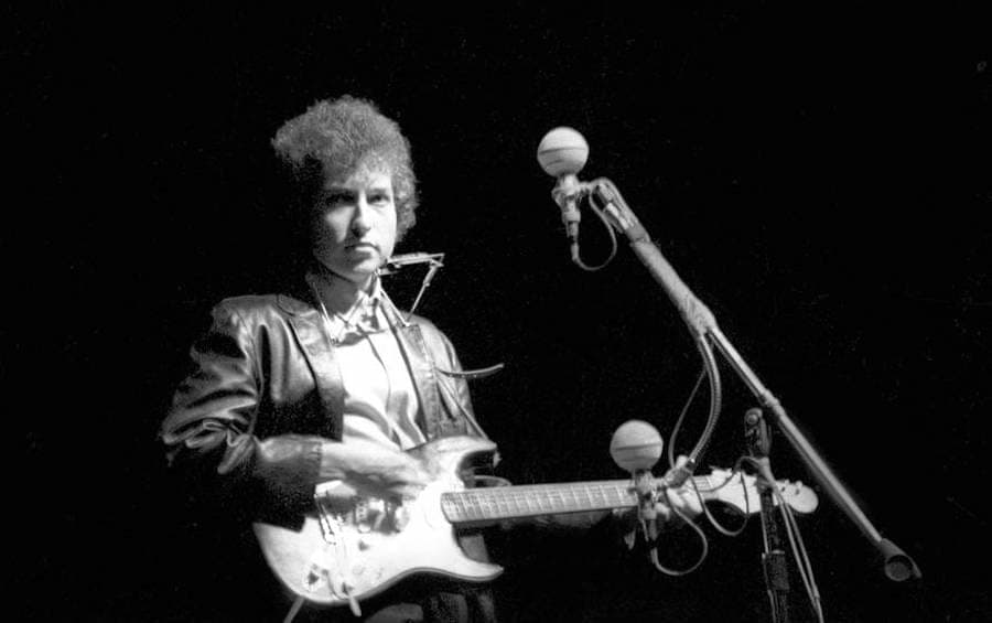 Bob Dylan announces 36-disc set of 1966 live albumsBob Dylan announces 36-disc set of 1966 live albums