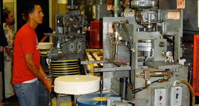 US vinyl suppliers struggling to keep up with demand from pressing plants