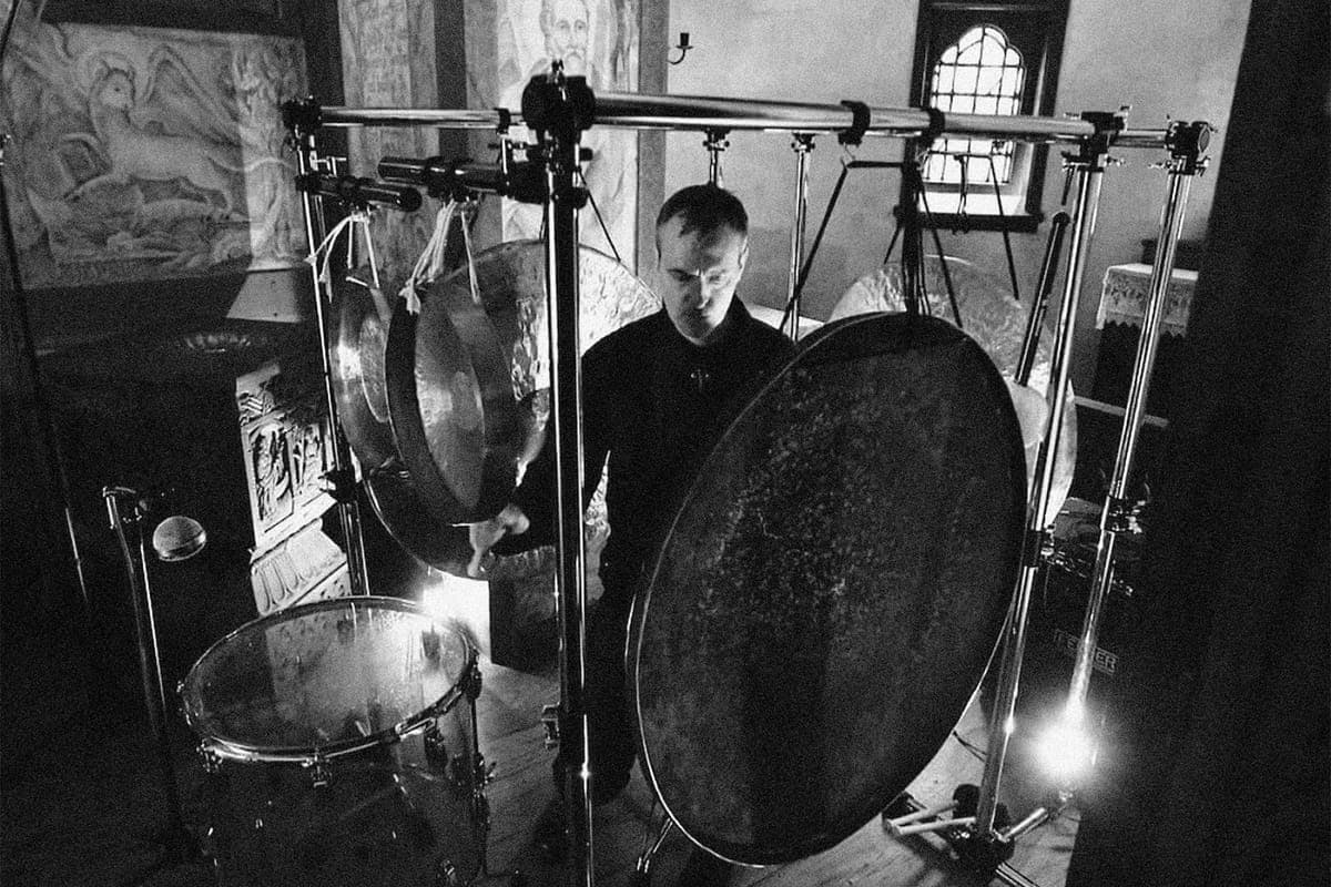 Jon Mueller blends gongs with Indian classical vocal techniques on Canto