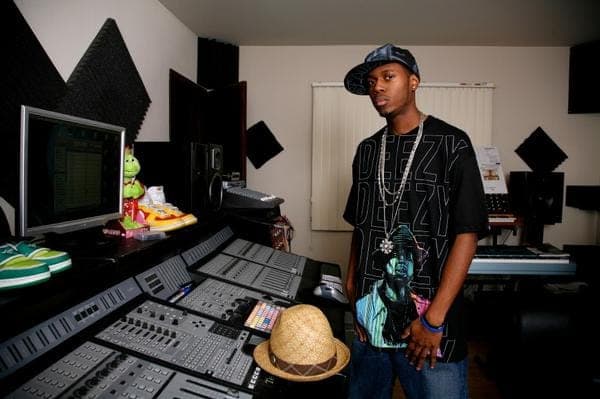 First single from Yancey Boys LP Sunset Blvd released, features Common, J.Rocc