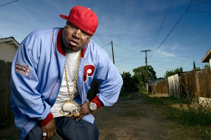 E40