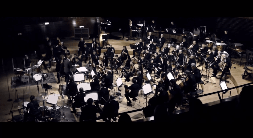 Watch an orchestra play amazing renditions of classic hip-hop tracks