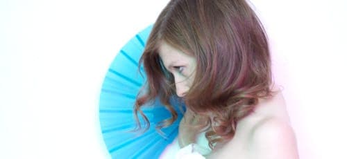 Glasser prepares debut album for True Panther, Ring
