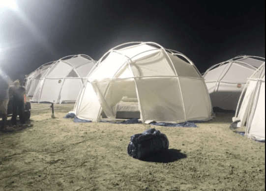 Fyre Festival founders tell staff they will not be getting paid but are welcome “to stay and help out”