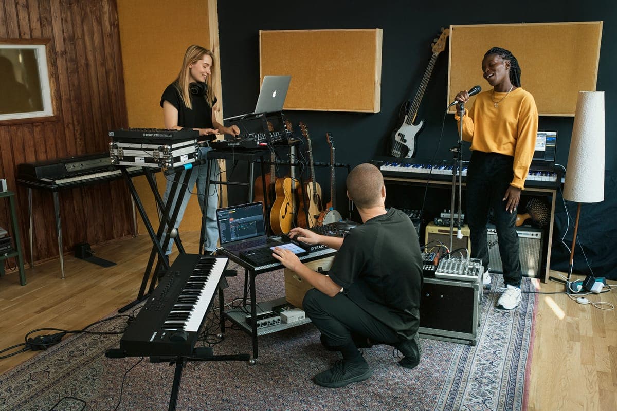 Native Instruments unveils nine new products across Maschine, Traktor and Komplete lines