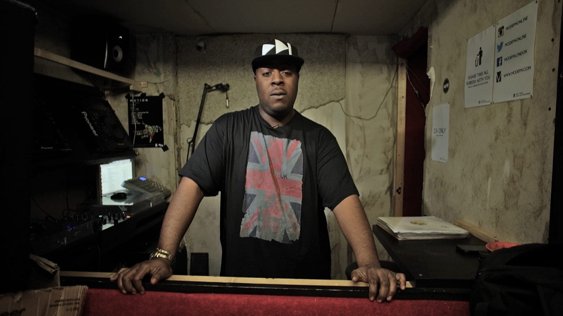 Watch Spooky mix his 10 most prized dubplates