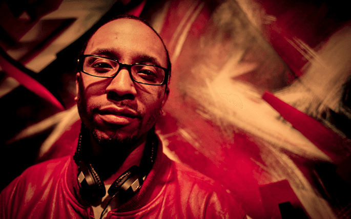 Watch DJ Spinn and the Teklife crew at Pitchfork festival featuring a moving DJ Rashad tribute