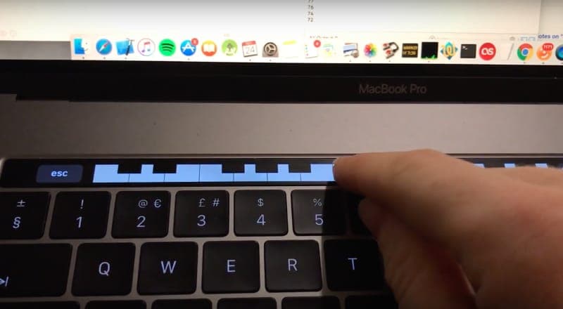 Apple's new MacBook Pro gets a piano app for its Touch Bar