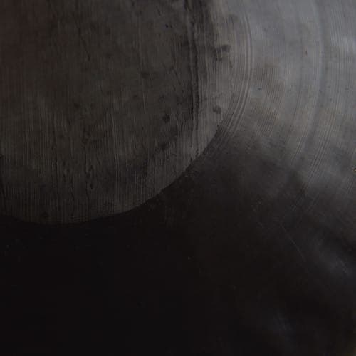 Stream Jon Mueller and Duane Pitre’s blissful album of gongs and cymbals for Type
