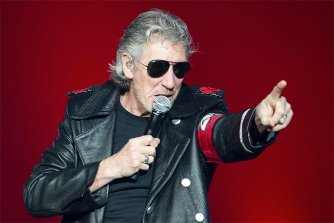 Pink Floyd's Roger Waters tells fans he will not be on the band's new album because he left Pink Floyd in 1985