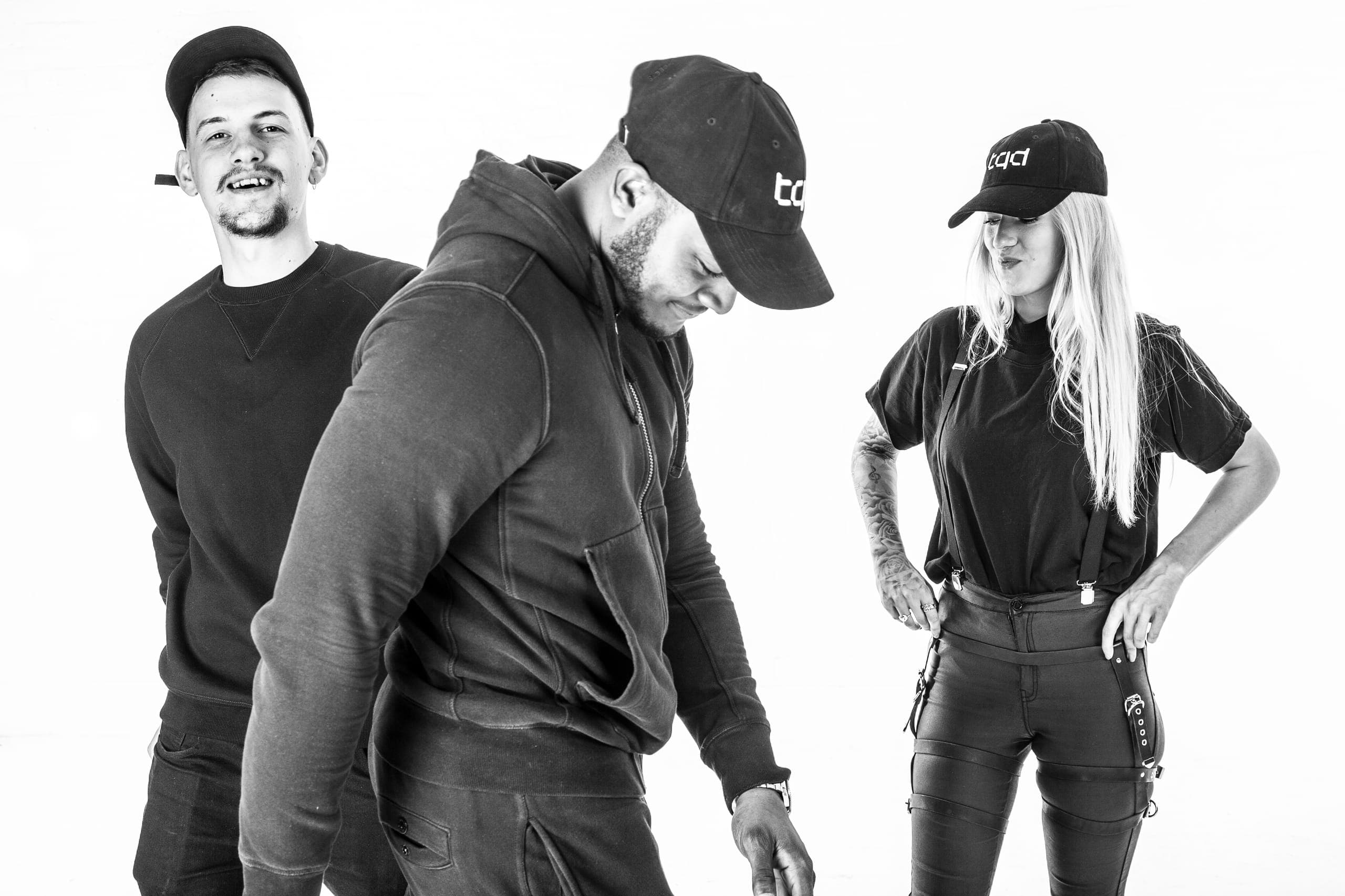 Watch t q d wave off their UK tour in style with ‘Vibsin Ting’ video