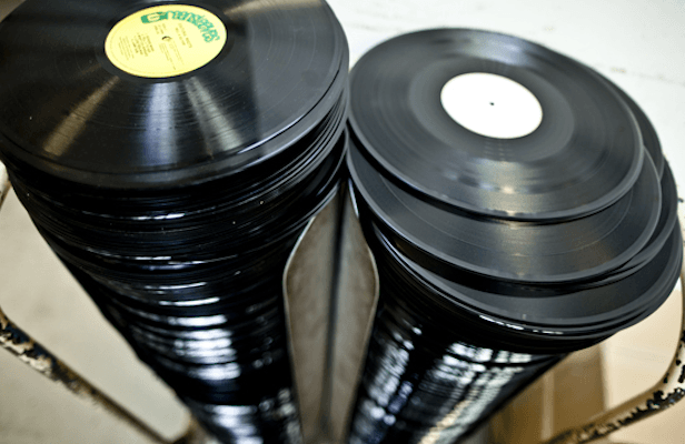 UK vinyl sales at 25-year high, rise of 53% on previous year