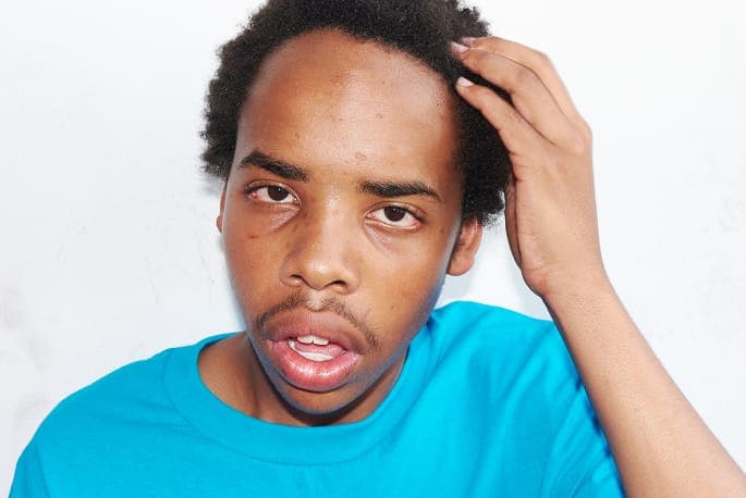 Earl Sweatshirt drops the ultra-minimal ‘Hive’