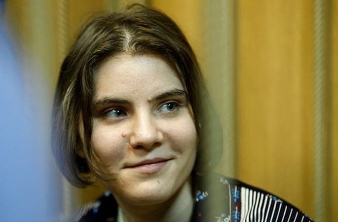 Pussy Riot member Yekaterina Samutsevich is freed on appeal