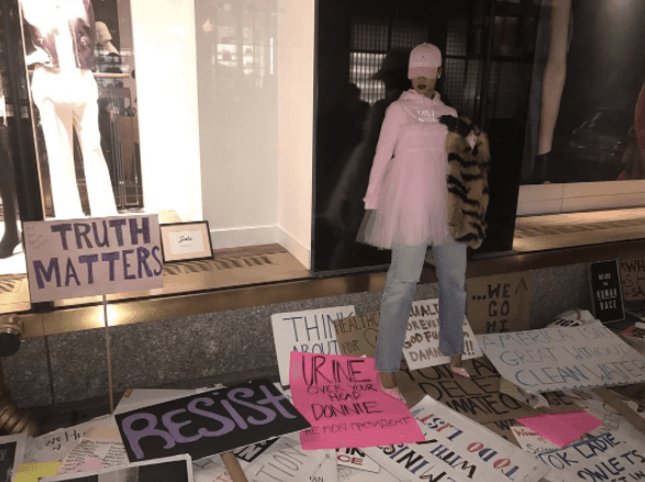 Rihanna, André 3000, Alicia Keys, Grimes attend Women’s March protests