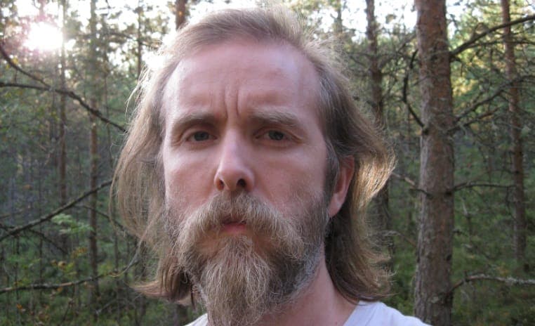 Black metal murderer Burzum is driving around giving bizarre relationship advice