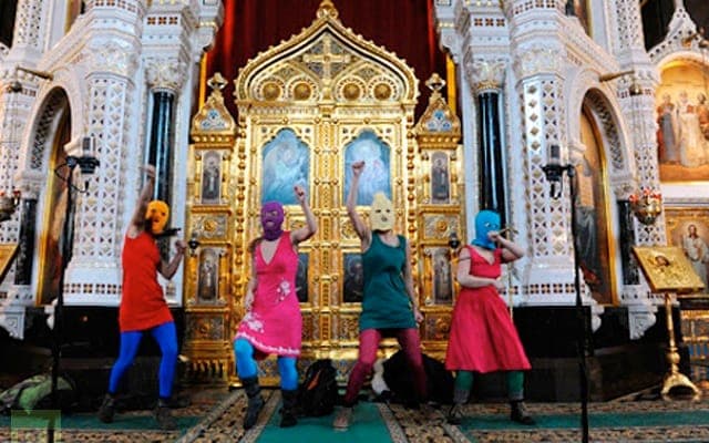 Pussy Riot to release e-book with contributions from Yoko Ono, Le Tigre