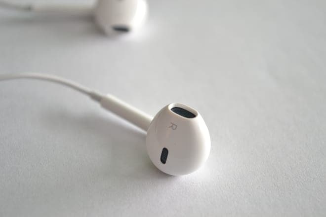 Apple patents auto-censorship technology that removes swearing from songs