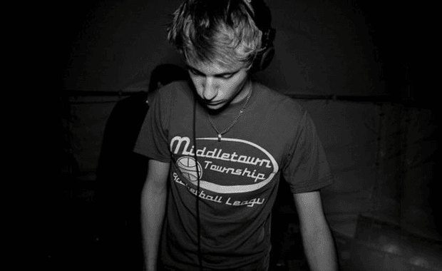 Tessela takes his rave infatuation to new levels on ‘Horizon’