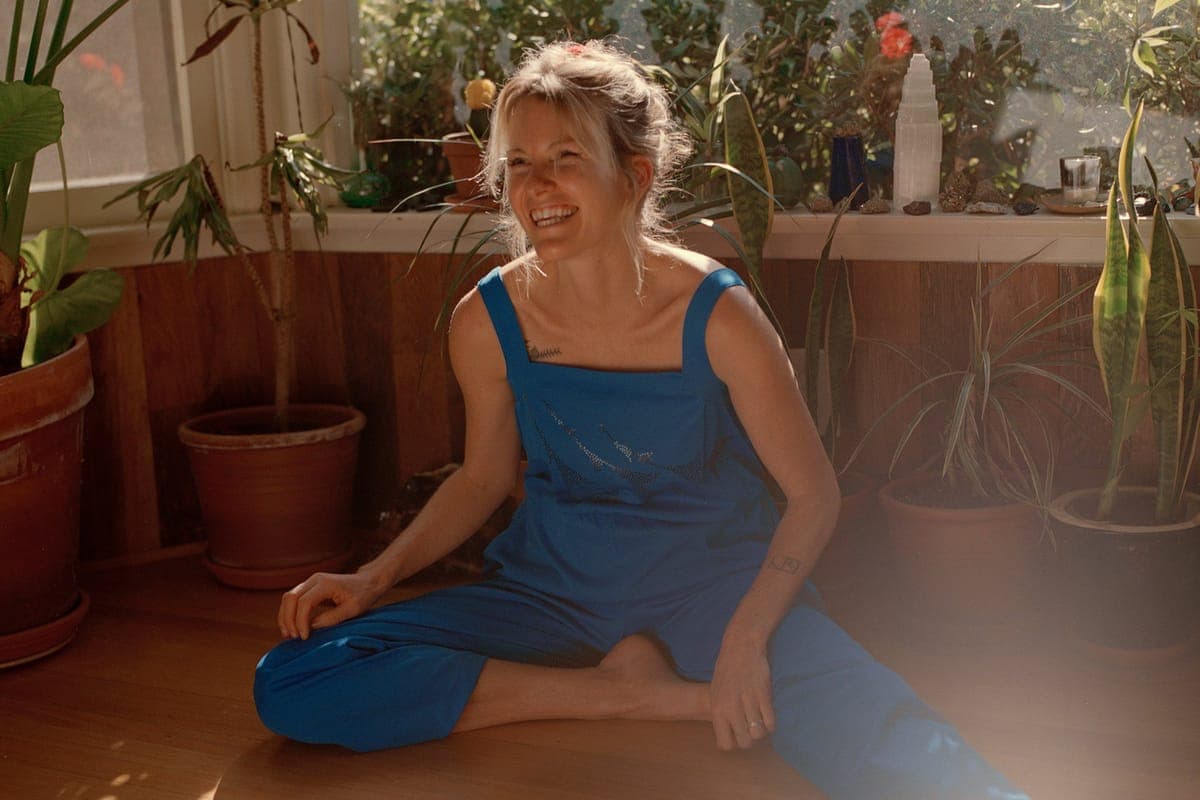 Kaitlyn Aurelia Smith makes meditation music for her mother on Tides