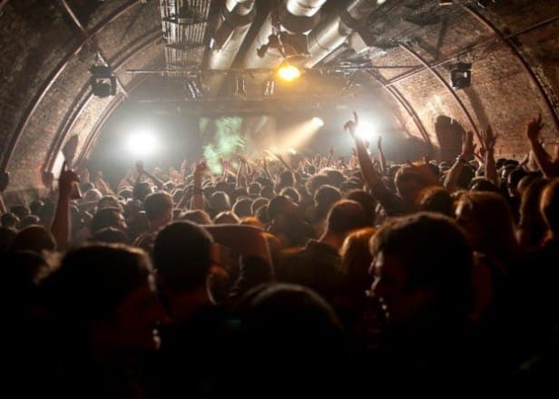 Young Brits prefer staying in to going out to clubs, survey suggests