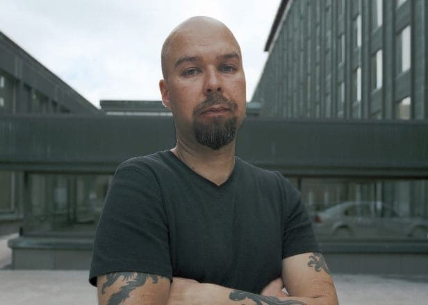 Listen to an early live recording of Mika Vainio with Panasonic