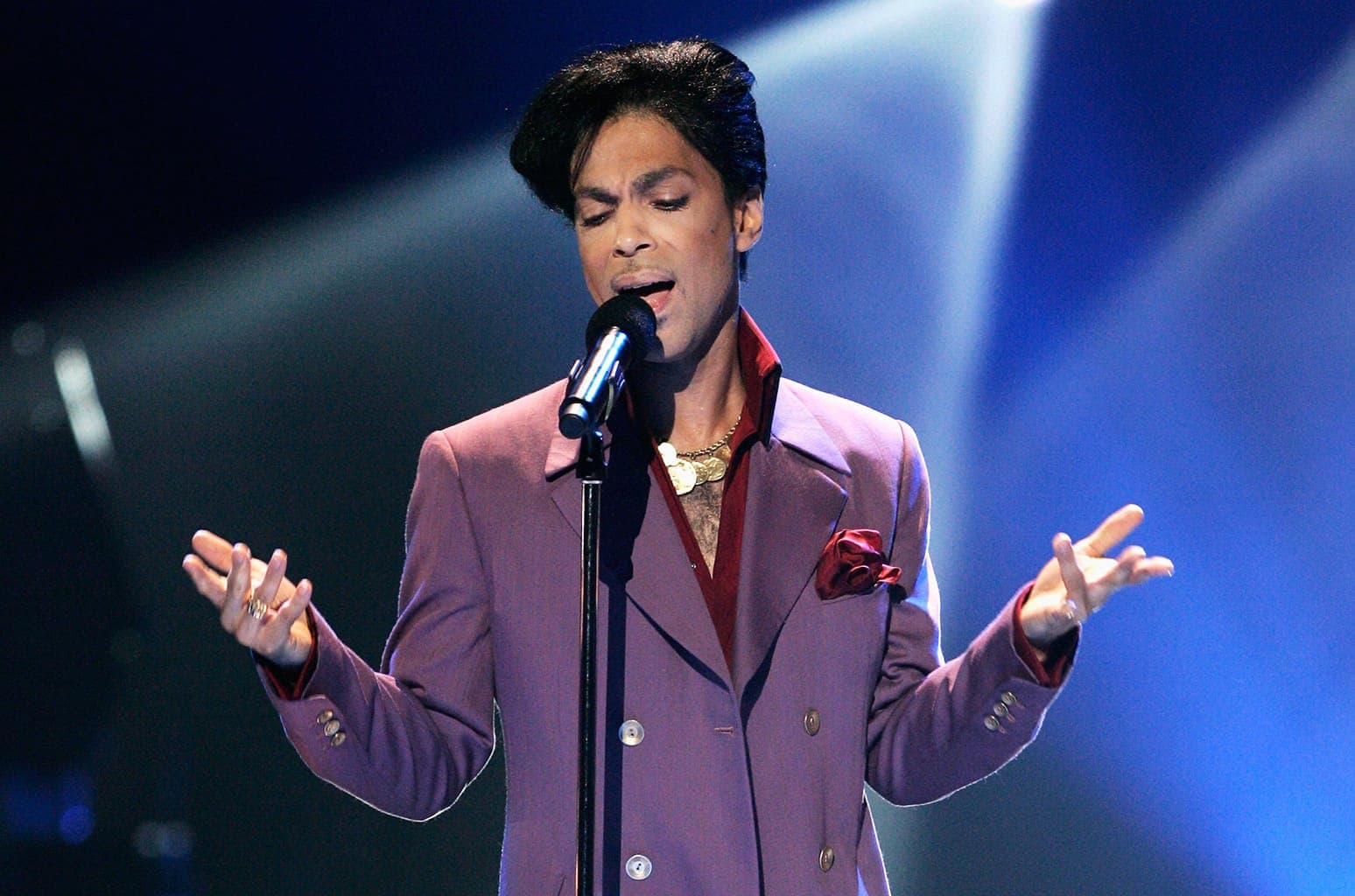 Purple ads for Spotify suggest Prince returning to the streaming platform