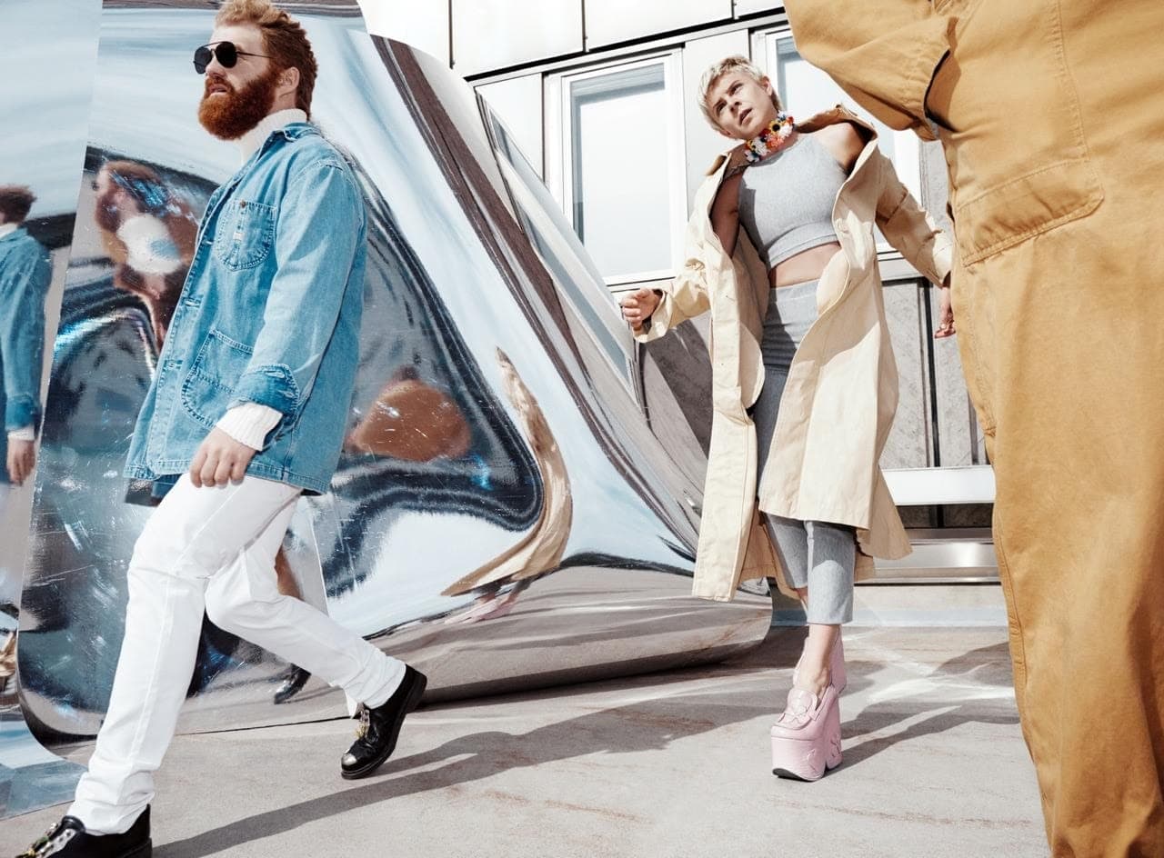 “You have to let go in order to be happy”: The story of Robyn & La Bagatelle Magique