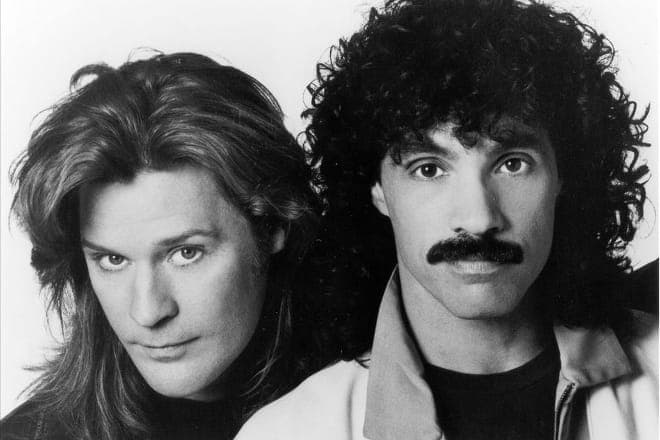 Hall & Oates sue Brooklyn makers of Haulin’ Oats granola