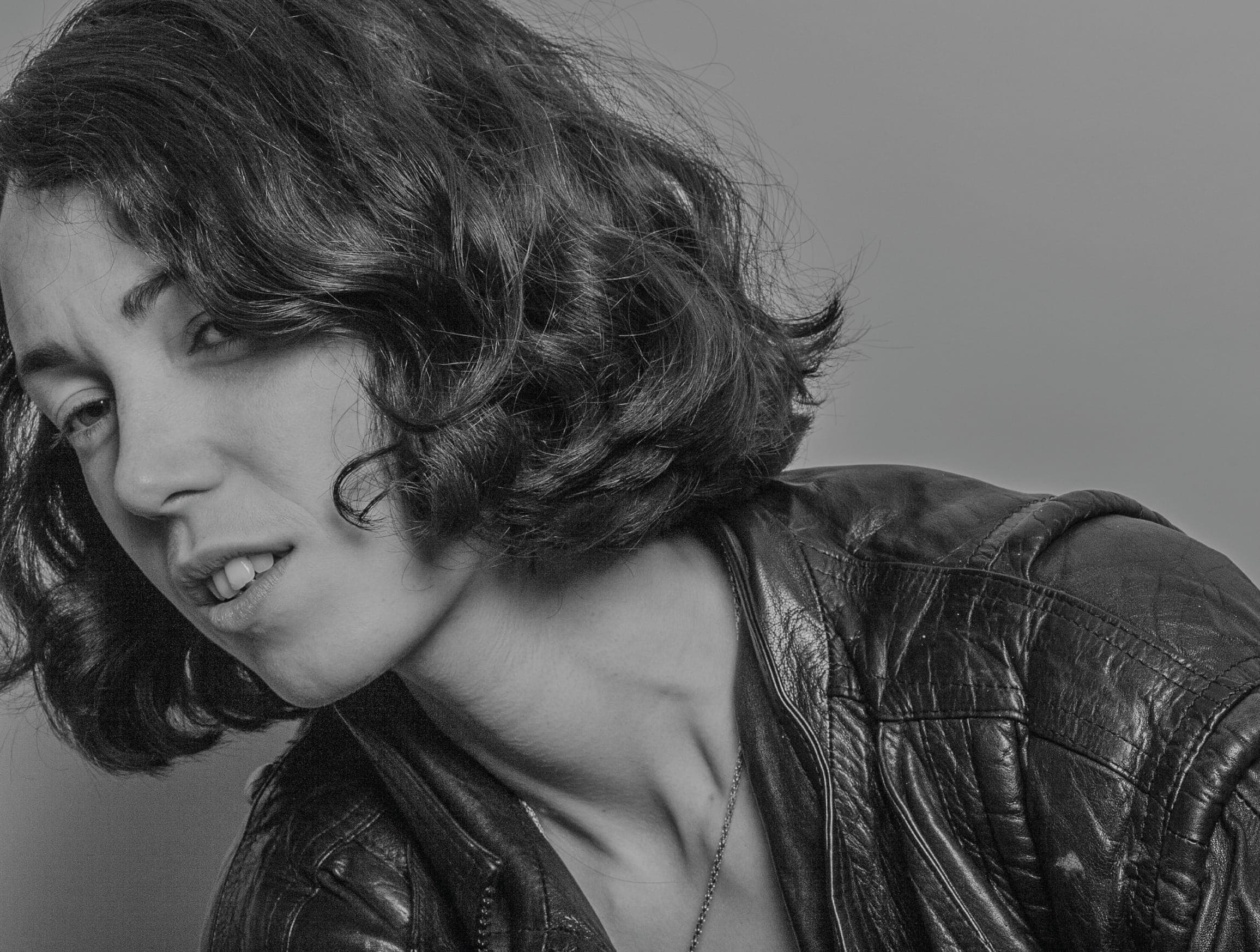 Synth-pop mesmerist Kelly Lee Owens announces debut self-titled album