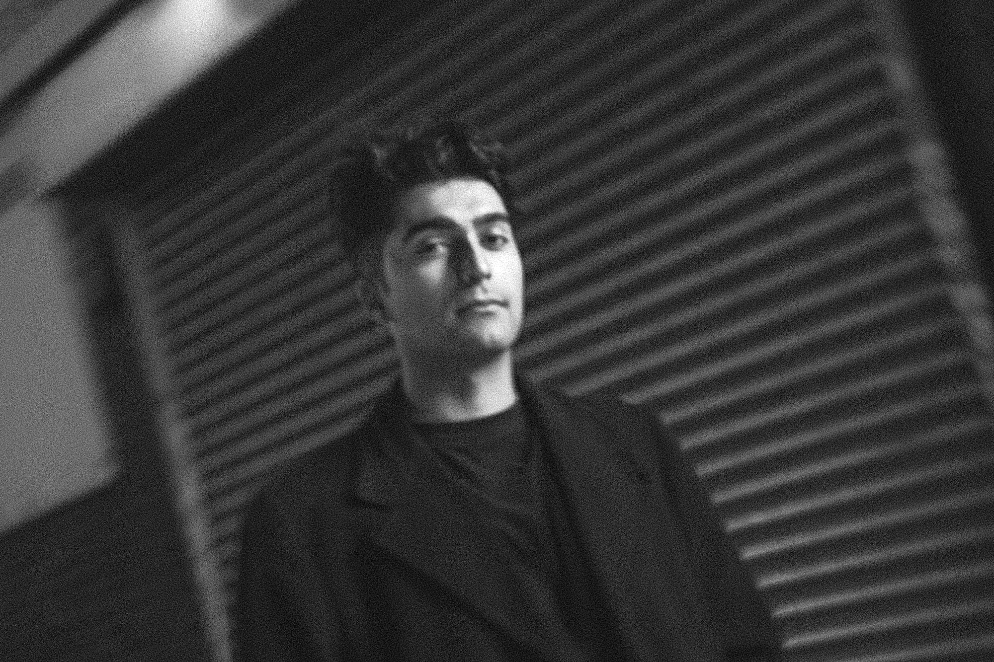 Kasra V confronts the “dark reality” of 2017 politics with a Middle Eastern mix