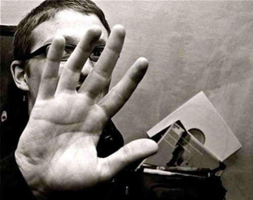 Stream Floating Points' gorgeous, patient remix of The Invisible
